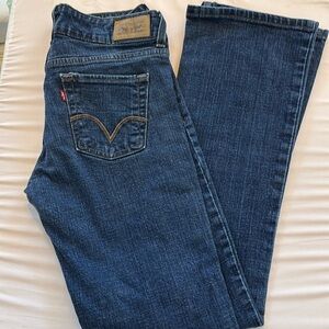 Levi’s slender boot cut 526 jeans size 4 medium
